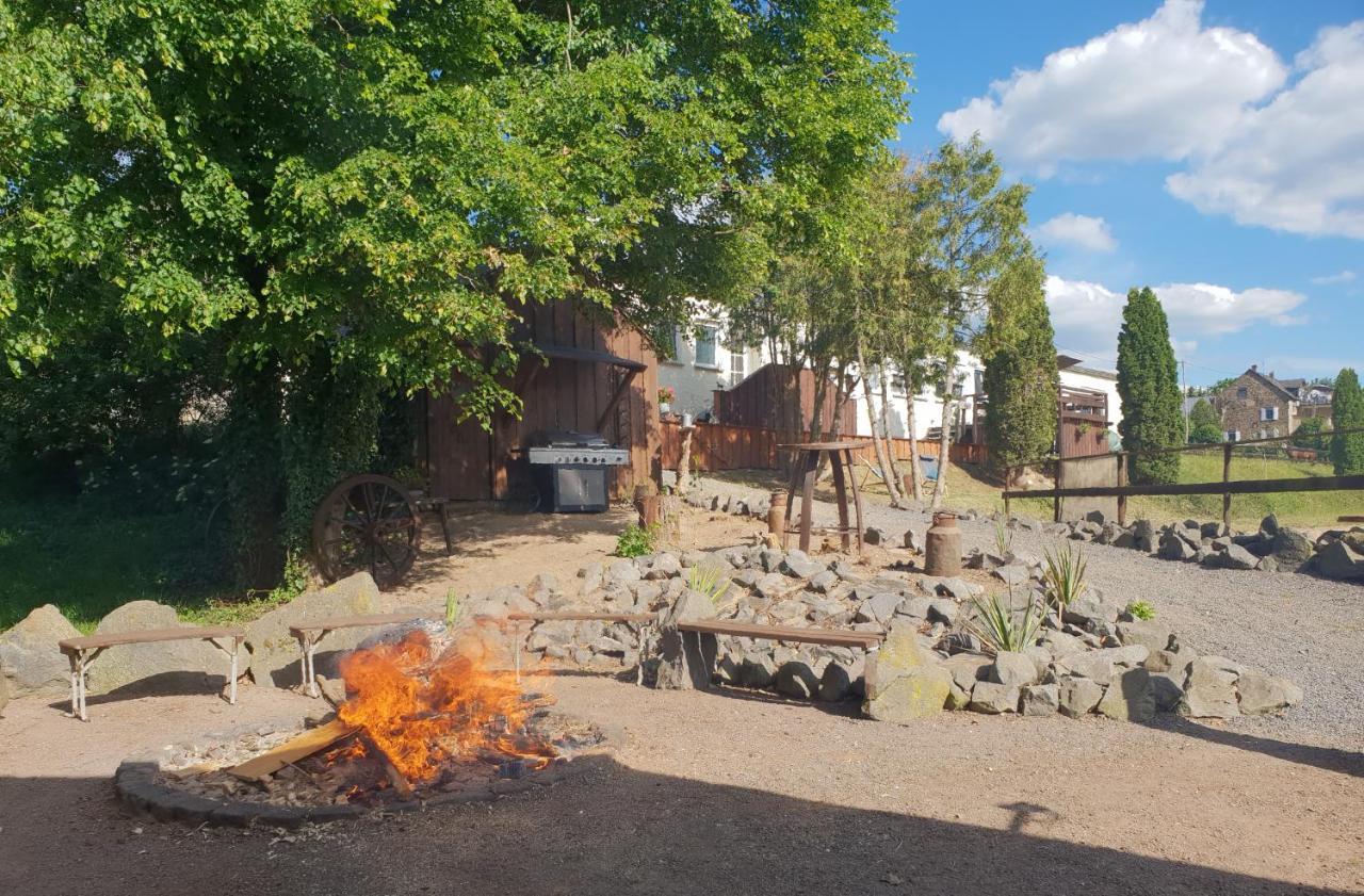 Besondere Ferienwohnung Spirit Auf Idyllischem Reiterhof Nahe Burg Eltz Münstermaifeld Kültér fotó
